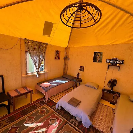 Gypsy Camp & Glamping Vakantiehuis *